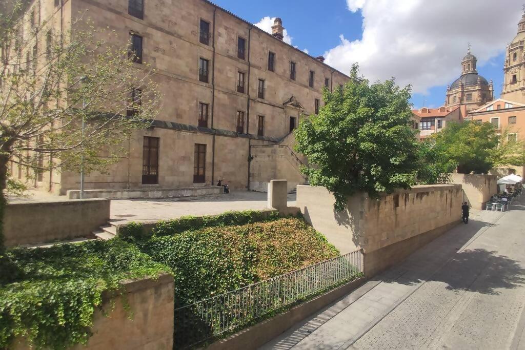 Alojamiento centro historico Catedral Salamanca Exterior foto